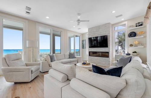 Holiday Isle House | 290 m² House ∙ 5 bedrooms ∙ 12 guests