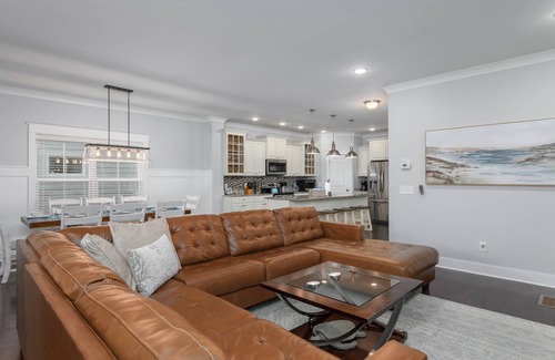 Folly Field House | 297 m² House ∙ 6 bedrooms ∙ 22 guests