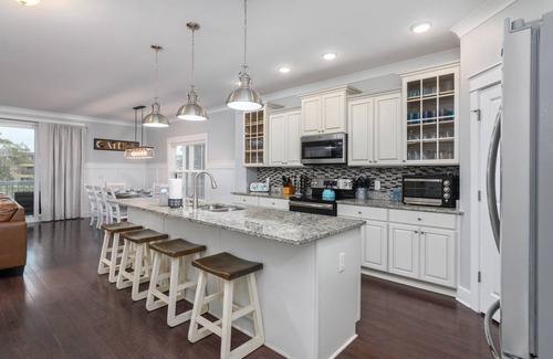 Folly Field House | 297 m² House ∙ 6 bedrooms ∙ 22 guests