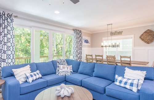 Folly Field House | 297 m² House ∙ 6 bedrooms ∙ 22 guests