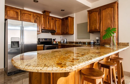 Naranjos Agrios Condo | 2B/1B CORNER CONDO SUITE with VIEWS