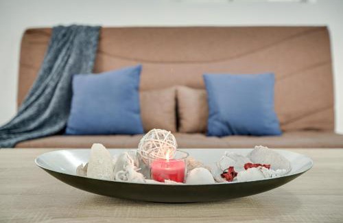 Vecindario Apartment | 2b El Amore