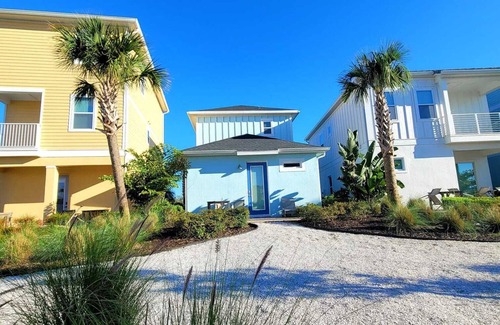 West Kissimmee House | 2B Island-Inspired Cottage minutes from Disneyworld