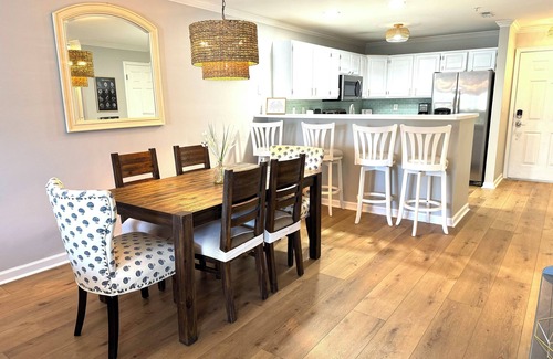 Keys Of Marsh Harbor Condo | 2BD/2BA Rehoboth Condo W/Pool & Tennis - Sanibel Village