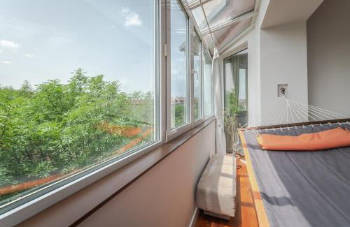 Lozenets Apartment | 2BD Flamingo Flat with Balcony in Sofia Center by Flat Mаnager
