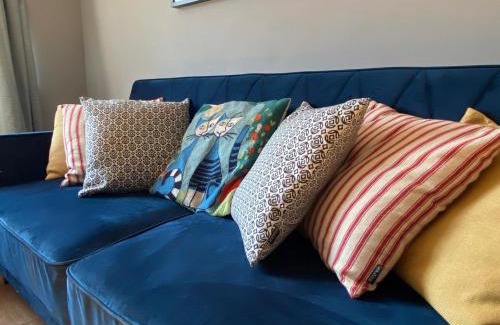 Wimbledon Apartment | 2BD Flat by Common & Village - Wimbledon, Zone 3