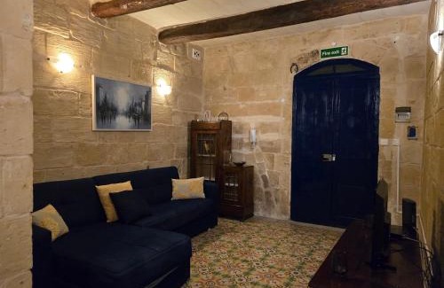 Floriana Apartment | 2BD Floriana Karl EL