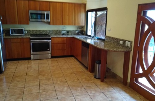 San Isidro de El General House | 2Bdrm Tropical retreat w/pool