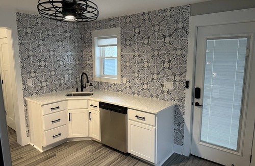 West Allis House | 2bed-1bath, close to WI State Fair & Downtown Milwaukee