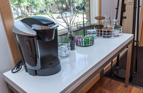 Rochester House | 2bed/2bath Large bright and comfortable home