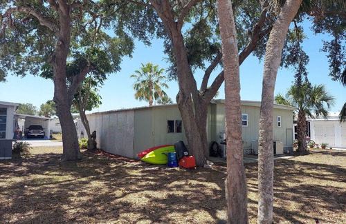 Venice House | 2bedroom 2 bath home with great amenities and location