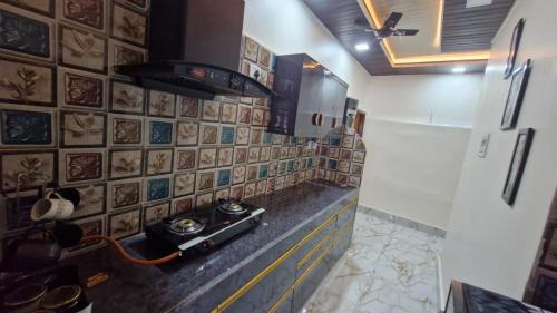 Bhubaneshwar Apartment | 2BHK Home fully furnished at Sahid Nagar near INOX