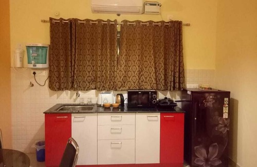 Vagator Apartment | 2BHK pool view deluxe apartment near Vagator beach