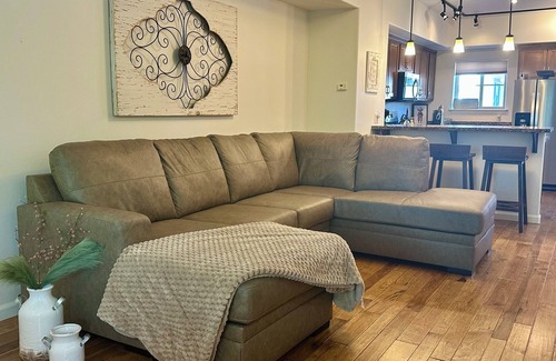 Hailey House | 2BR/2BA Retreat Near Sun Valley · Pool & Hot Tub