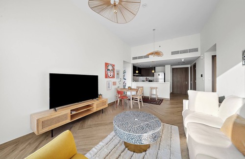 Bur Dubai Apartment | 2BR 3502 Residence 1 Al Wasl