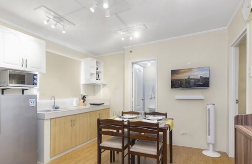 Cebu Condo | 2Br apartment in San Remo, fiber Internet and Netflix