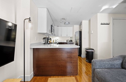 Beacon Hill Apartment | 2BR Apt in Downtown Crossing 2385
