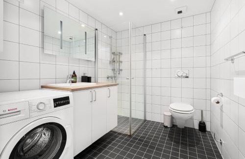 Gamle Oslo Apartment | 2BR Apt w Balcony by Oslo S and Munch