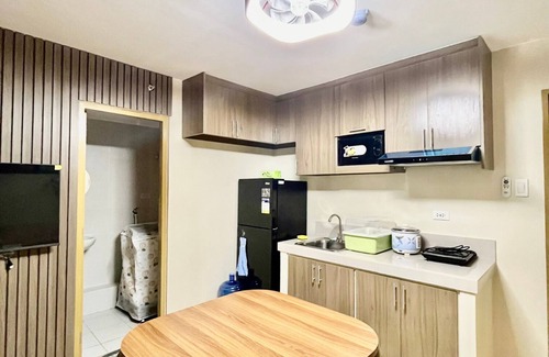 Poblacion District Condo | 2BR Central Fully Furnished Condo