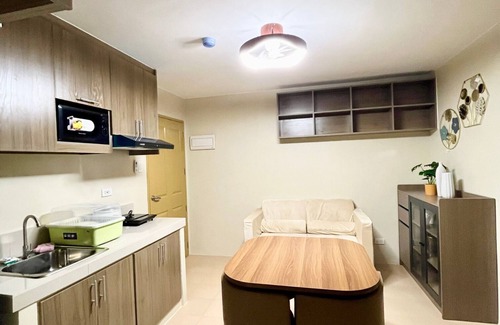 Poblacion District Condo | 2BR Central Fully Furnished Condo