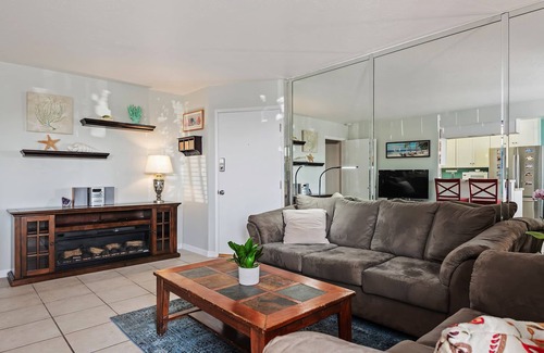 Carpinteria Condo | 2BR Condo right next to the beach and walkable to all the best of Carpinteria!