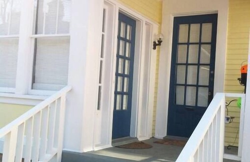 Clifton Apartment | 2BR - FRANKFORT AVE - WALK & DINE - *BEST SPOT!