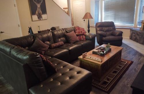 Pinetop House | 2BR Gated Escape With A Pool And Walk to Dining and Trails