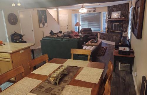 Pinetop House | 2BR Gated Escape With A Pool And Walk to Dining and Trails