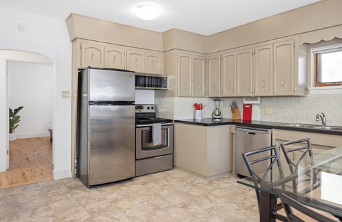 Saskatoon House | 2BR Home Close to Broadway+Fireplace+BBQ