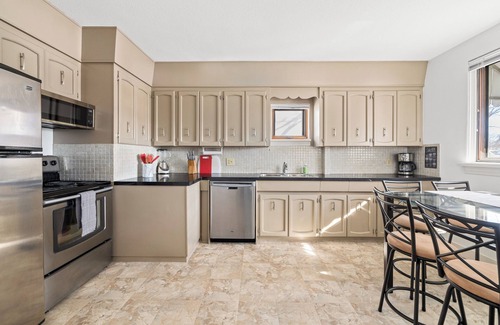 Saskatoon House | 2BR Home Close to Broadway+Fireplace+BBQ