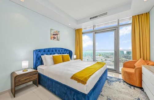 Downtown Dubai Apartment | 2BR - Rooftop Infinity Pool with Burj Khalifa views in Downtown Dubai