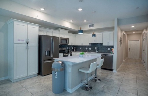 Kissimmee Villa | 2BR Storey Lake Condo + Free Pet Fee | Near Disney