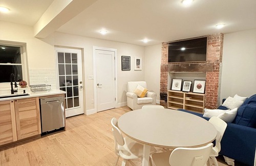 Harsimus Cove House | 2Full Bath/2BR +Backyard Renovated & Spacious Gem Downtown JC
