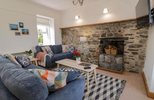 Garlieston House | 2Loos