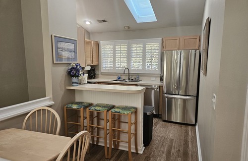 Sea Trail House | 2nd floor 2 BR, 2 bath, Sunset Beach 5 mins from Ocean @ Sea Trail Golf Resort