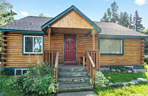 Spenard House | 2Woodland 1950 Cabin