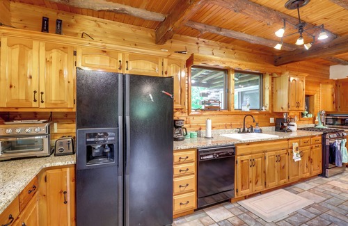 Harrison Cabin | 3,000 Sq Ft + Game Room: Ozarks Serenity Cabin!