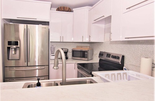 Jobos Apartment | #3 Beachfront 3BR, 2BA - Jobos, Montones, Shacks, Crash Boat, Villa Montaña