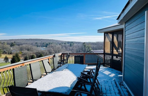 Paradise Point Cottage | 3 Bears Lodge