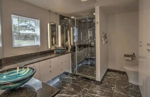 Moodys House | 3 bed, 2 bath on 40 acres with 1/2 mile of Spring Creek