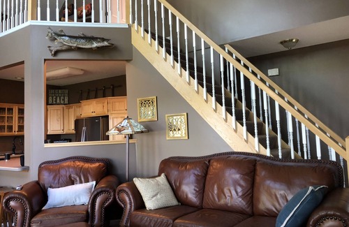 Nisswa Cabin | 3 Bed 3 Bath Cabin & Guest Cabin on Gull Lake Chain Across from Golf Course!