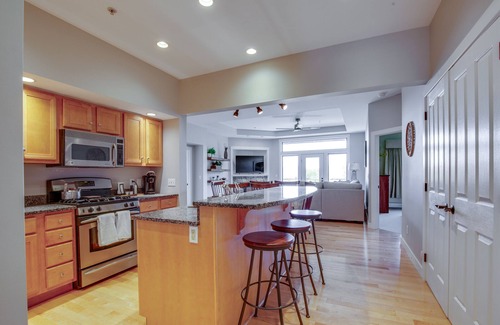 Central Vermont- Killington Condo | 3 Bed 3 Bath Luxury Ski-In/Ski-out Condo Killington Sunrise Village Lodges