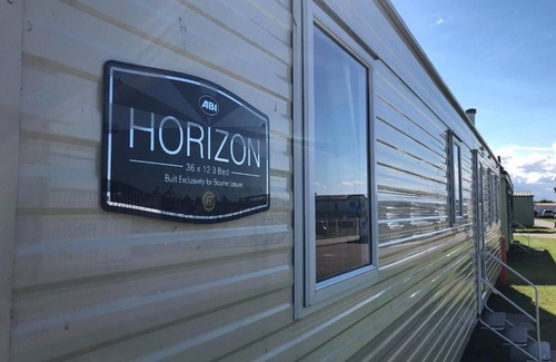 Great Yarmouth House | 3 Bed 8 Berth Caravan in California Cliffs - M1
