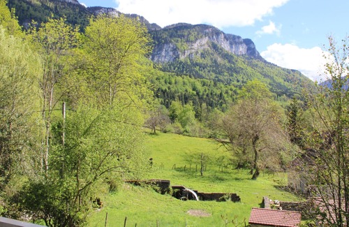 Entre-deux-Guiers Ski Chalet | 3-Bed Apartment in Chalet in Entre-Deux-Guiers