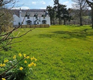 Scaniport House | 3 Bed House near Loch Ness