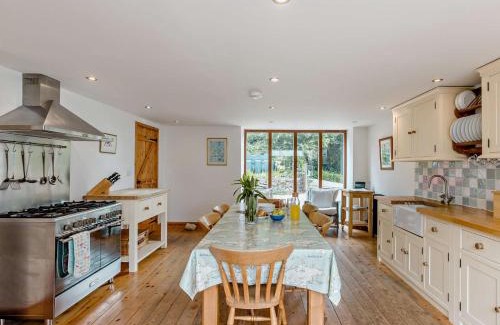 Jacobstow House | 3 Bed in Crackington Haven COHOU
