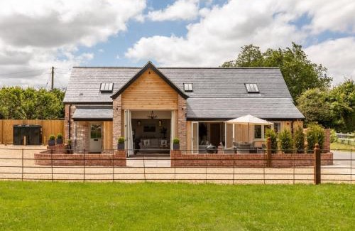 Dorchester House | 3 Bed in Dorchester 75244