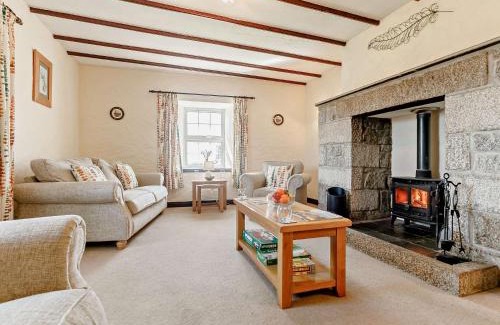 Helford Passage House | 3 Bed in Falmouth CONSW