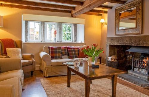 Hartington House | 3 Bed in Hartington 90125