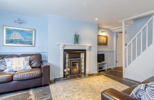 Polruan House | 3 Bed in Polruan PC012